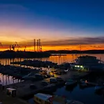 Harbour דירה