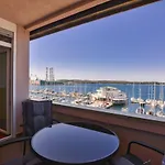 Harbour דירה פולה