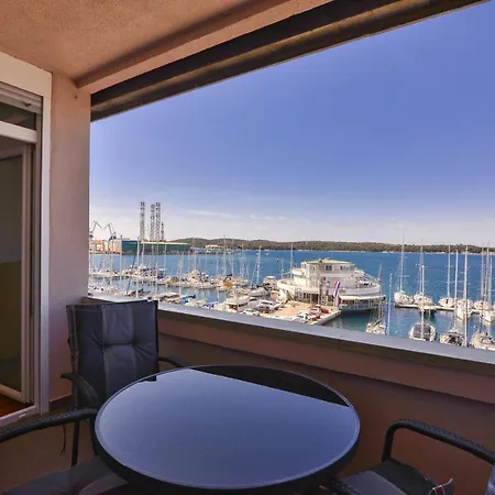 Harbour Apartment Pula