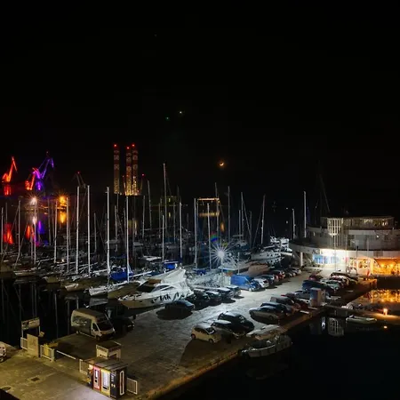 Harbour 普拉
